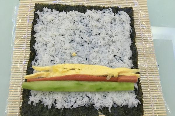 紫菜包饭的做法图解5