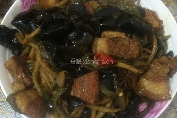 红烧肉炖干豆角木耳葫芦条的做法图解9