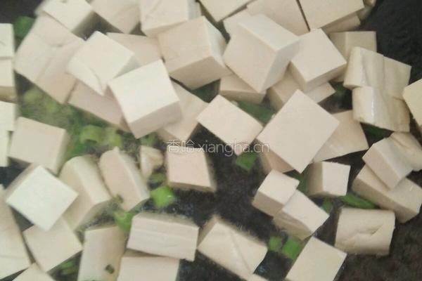 红烧豆腐的做法图解3
