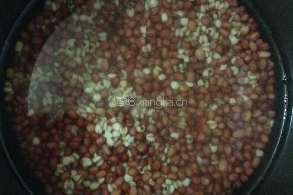 红豆薏米汤的做法图解4