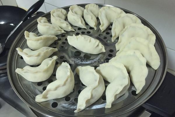 蒸菜:烫面蒸饺的做法图解8