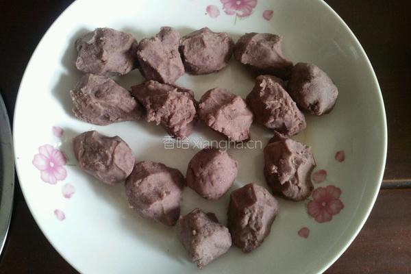 豆沙糯米粉芝麻饼的做法图解2