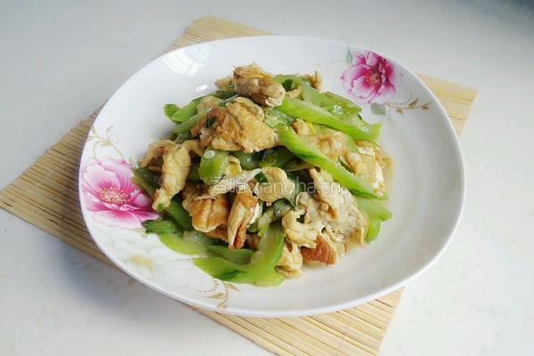 丝瓜炒鸡蛋