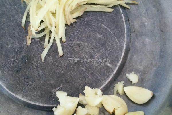 木耳炒肉的做法图解4