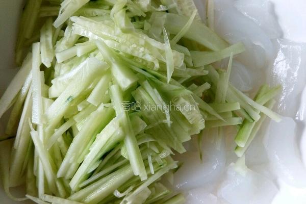 凉拌拉皮的做法图解1