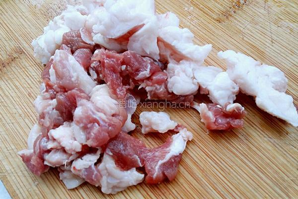 豆腐炖番茄的做法图解1