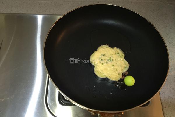 鸡蛋土豆丝饼的做法图解7