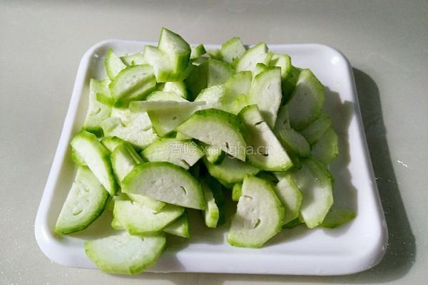 大米丝瓜燕麦粥的做法图解1