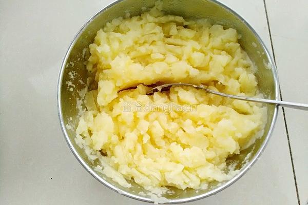 土豆奶油小刺猬的做法图解6