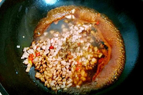 猪肉土豆打卤面的做法图解9