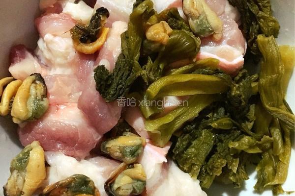 淡菜肘子肉咸菜汤的做法图解5
