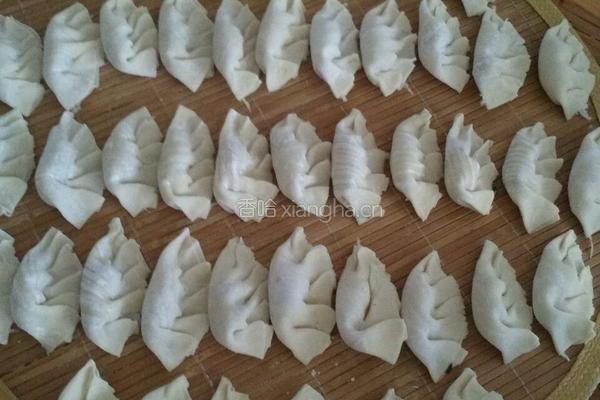 香煎葱花椰子饺子的做法图解3