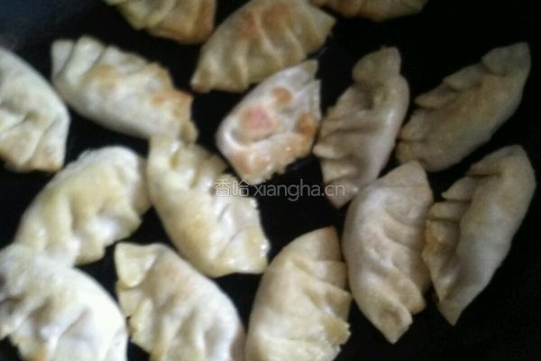 香煎葱花椰子饺子的做法图解4
