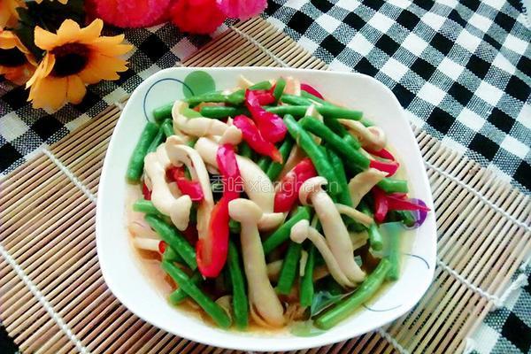 豇豆炒雪花菇的做法图解7