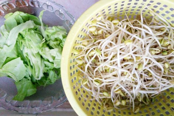 榨菜肉沫面的做法图解1