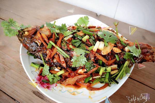 红烧鲫鱼