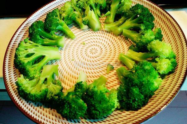 塔吉锅鸡腿菇烧鸡翅的做法图解5