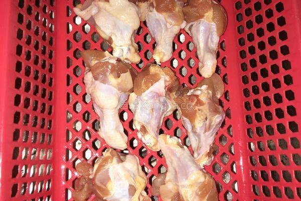 奥尔良烤鸡腿的做法图解1