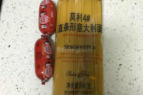 丝瓜火腿鸡蛋炒意大利面的做法图解1