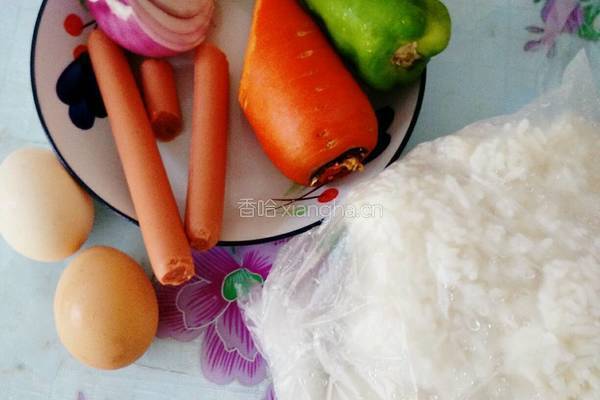 炒饭的做法图解1