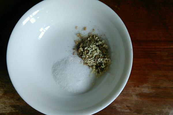 蒜香凉拌皮蛋豆腐的做法图解7