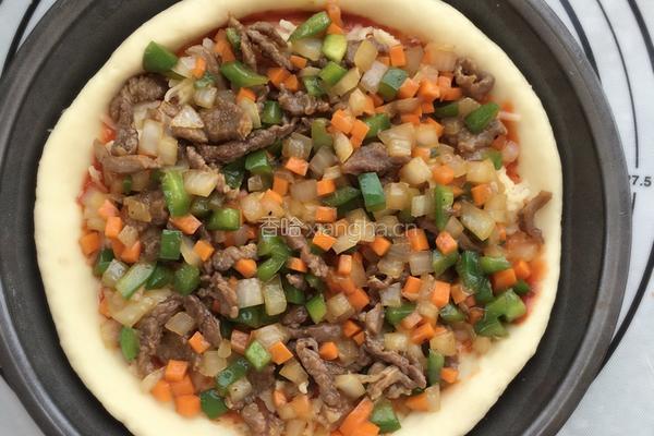 牛肉披萨的做法图解4