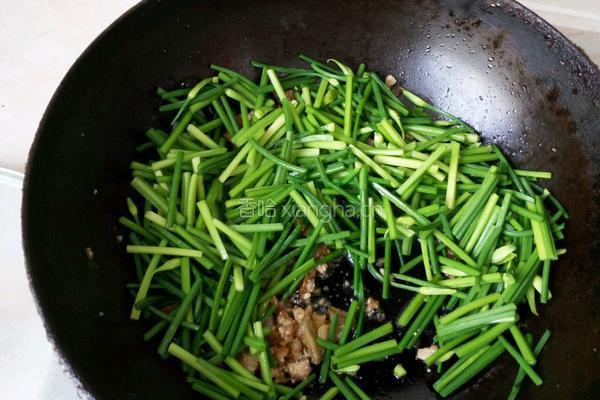 韭苔炒肉沫的做法图解4
