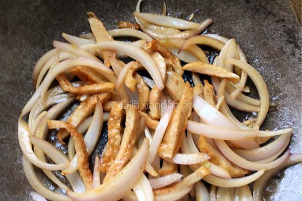 清炒洋葱的做法图解3
