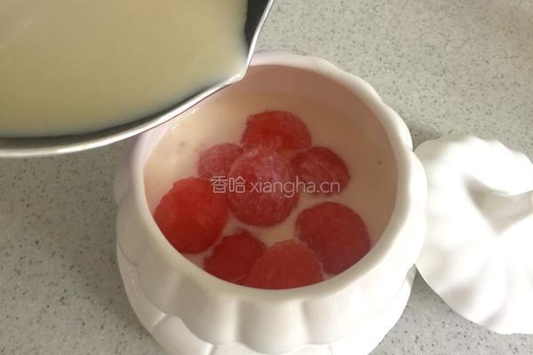 西瓜牛奶西米露的做法图解10
