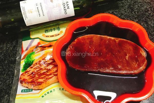 牛肉粒年糕的做法图解1
