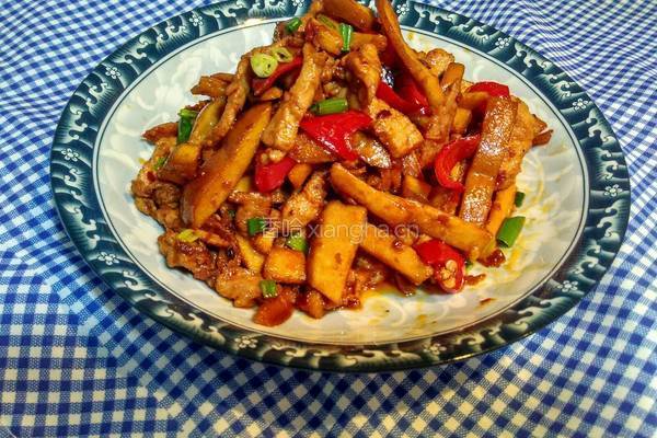 肉炒香素鸡的做法图解7