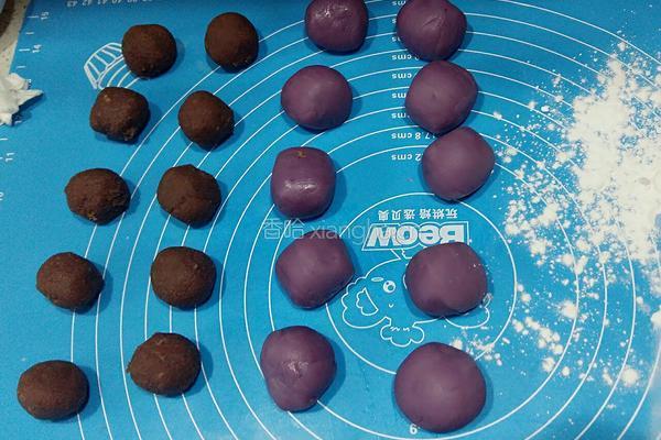 紫薯玫瑰豆沙月饼的做法图解10