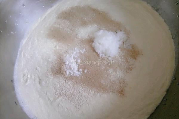 豇豆青椒猪肉馅包子的做法图解1