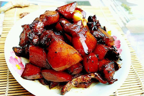 红烧肉炖土豆的做法图解12