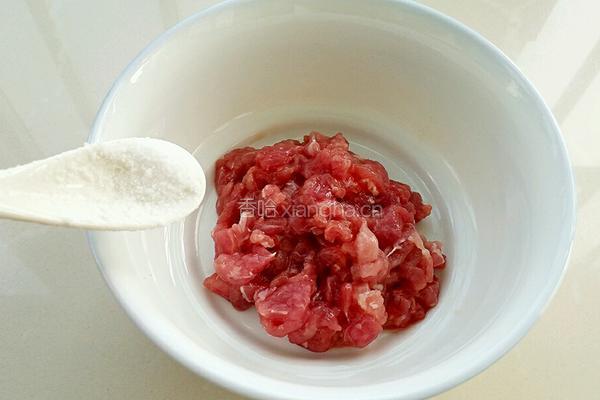 皮蛋瘦肉粥的做法图解3
