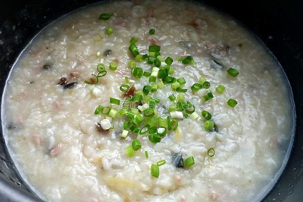 皮蛋瘦肉粥的做法图解11