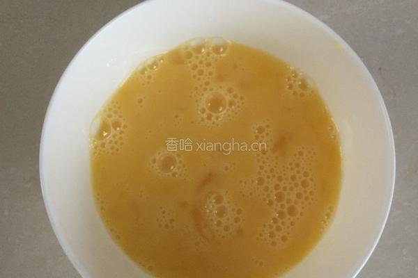虾仁胡萝卜炒蛋的做法图解2