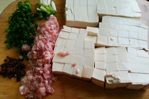 麻婆豆腐的做法图解1