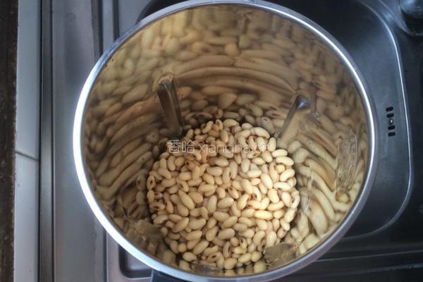 生磨黄豆原味豆浆的做法图解6