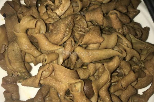 麻辣卤鸭肠的做法图解2