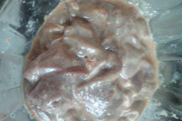 香菜炒猪肝的做法图解2