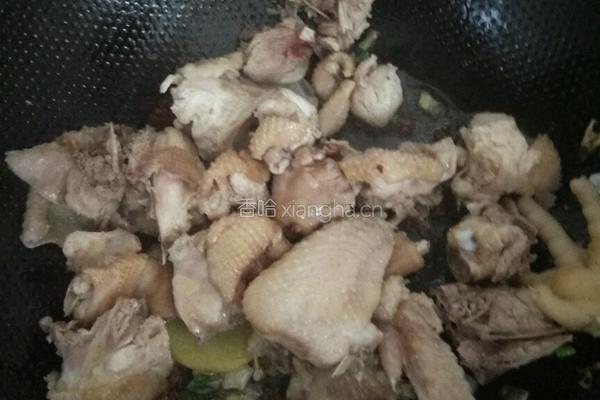 香菇土豆炖鸡的做法图解7