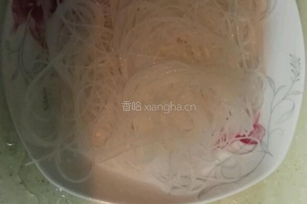 海鲜砂锅豆腐的做法图解1