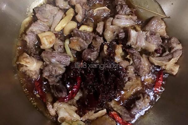 白萝卜笋子烧牛腩的做法图解10