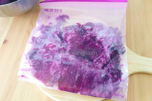 紫薯山药糕的做法图解2