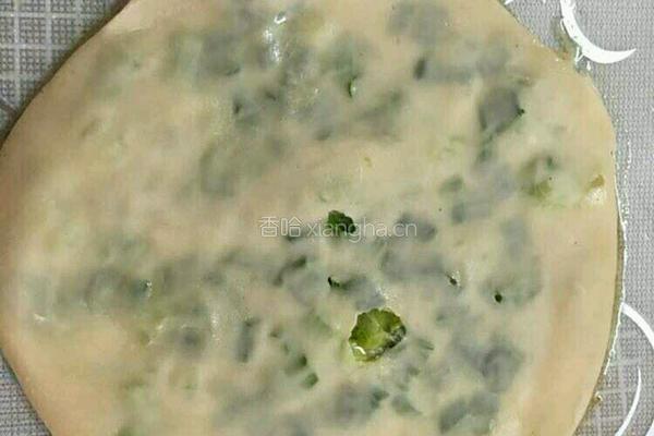 饺子皮新吃法～饺子皮葱油饼的做法图解5