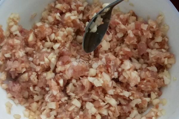 生葛猪肉饺的做法图解3
