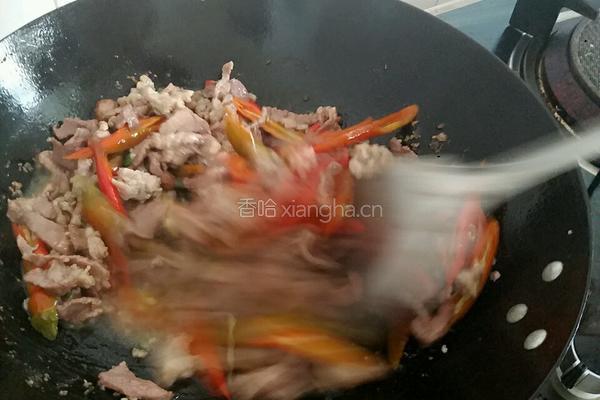 泡椒炒肉的做法图解4