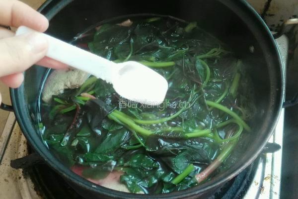 红苋菜猪肝汤的做法图解9