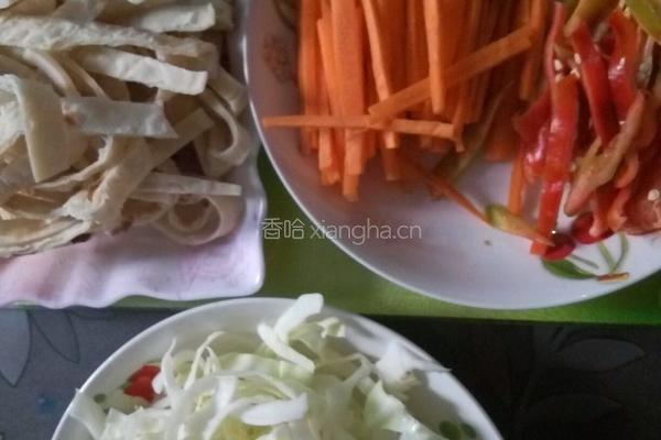 素炒饼丝的做法图解2